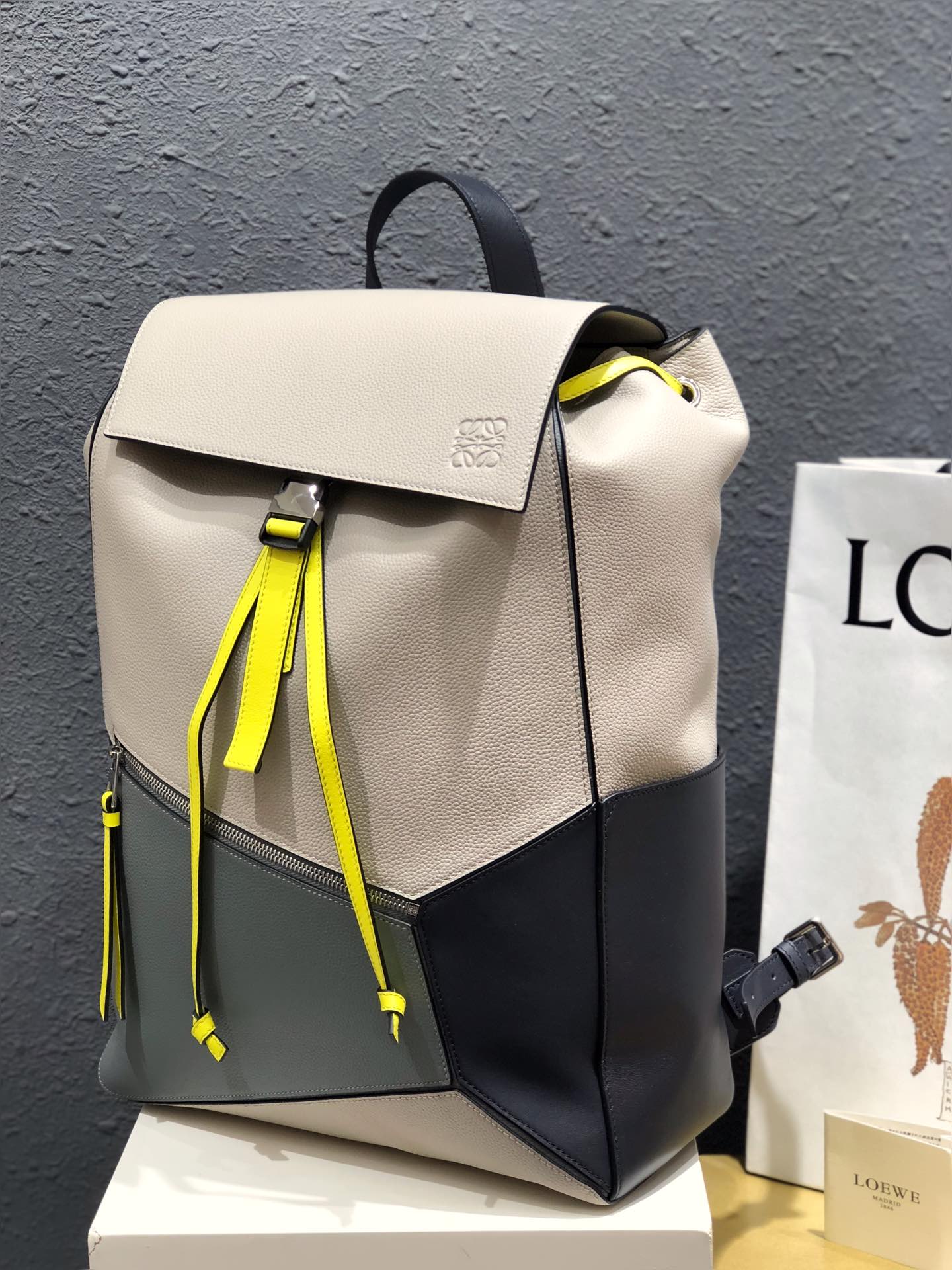 LuxluxHouse Best Quality Bags Loewe