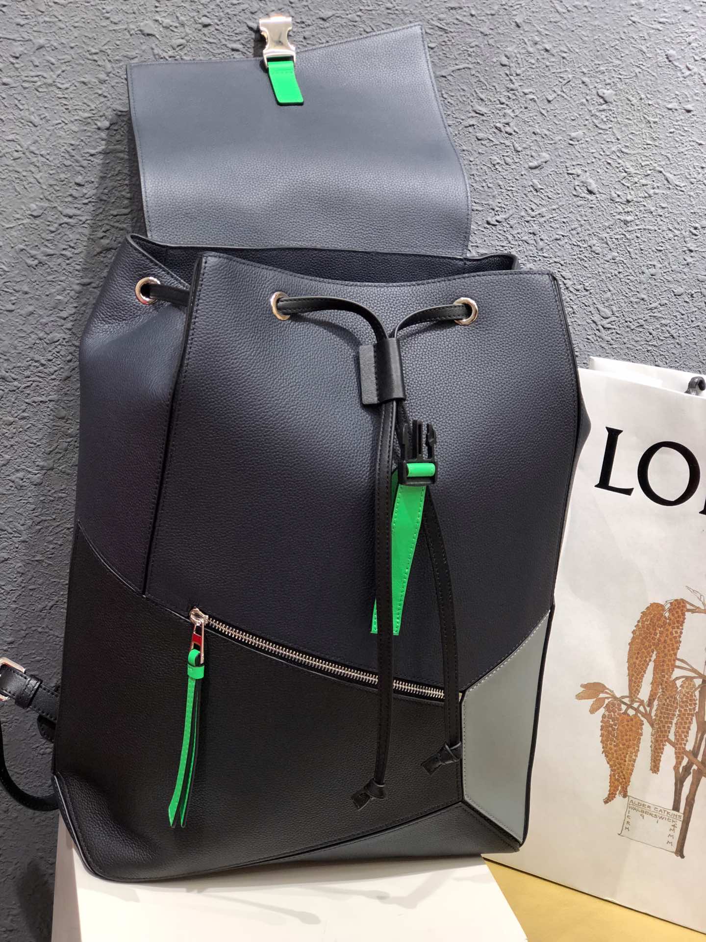 LuxluxHouse Best Quality Bags Loewe