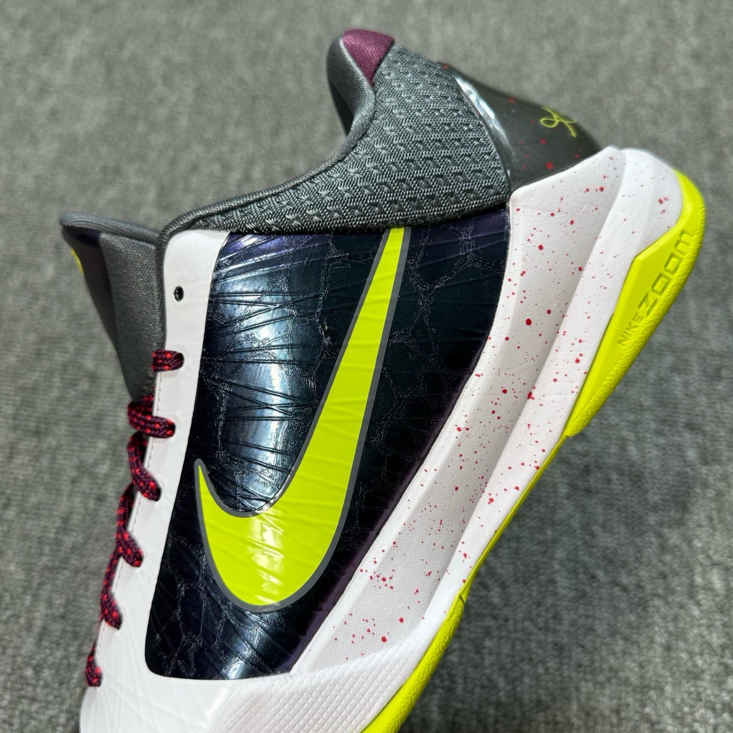 Star Batch-Nike Zoom Kobe 5 Protro “Joker(Chaos)”
