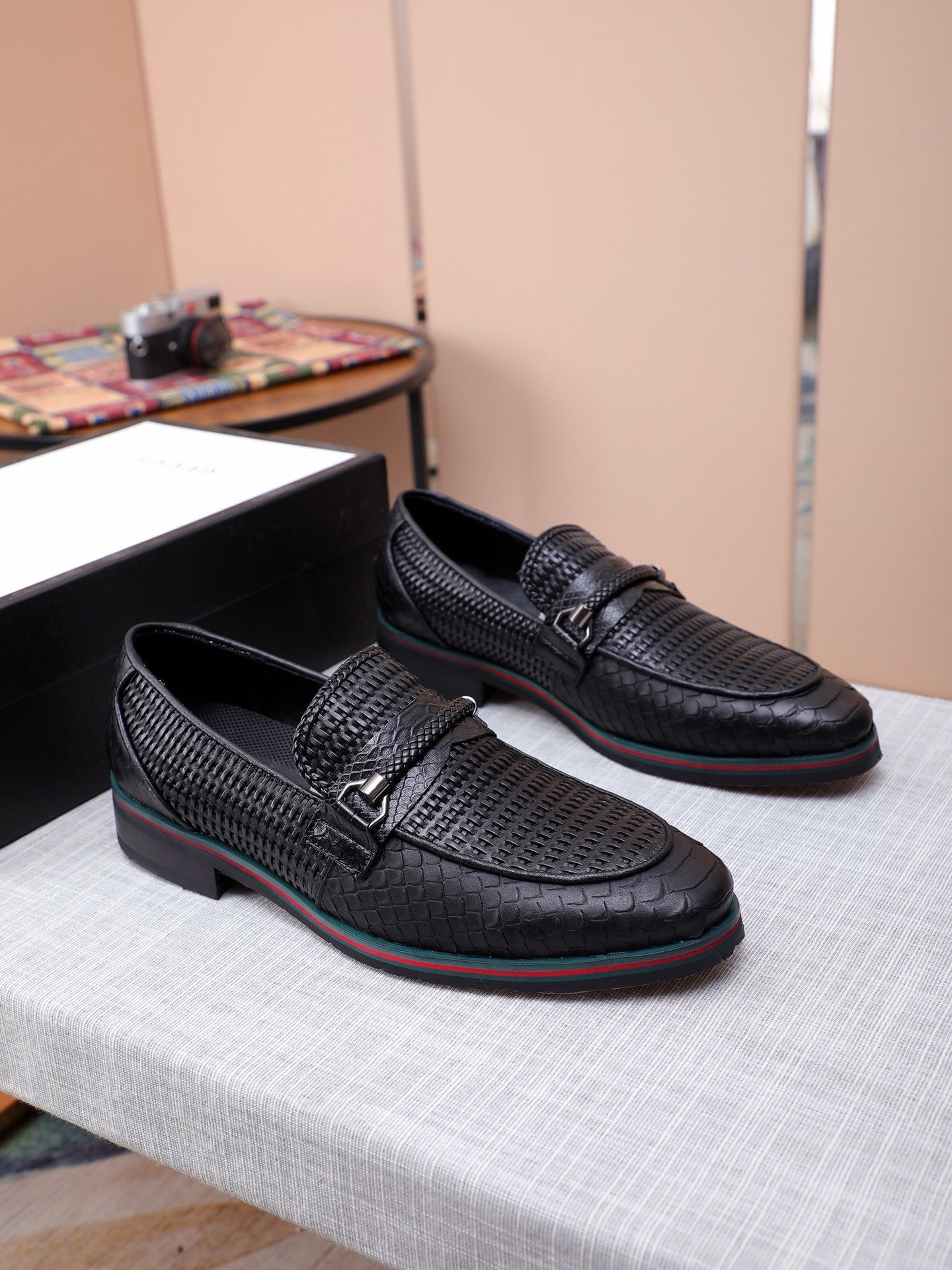 Gucci business shoes