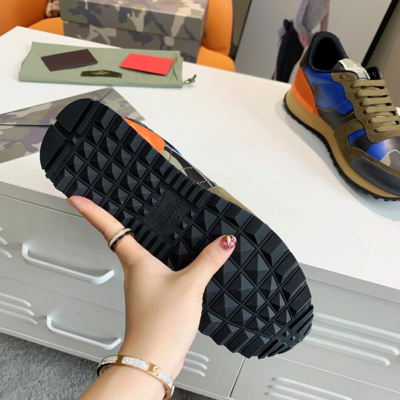 LuxluxHouse Best Quality Shoes Valentino