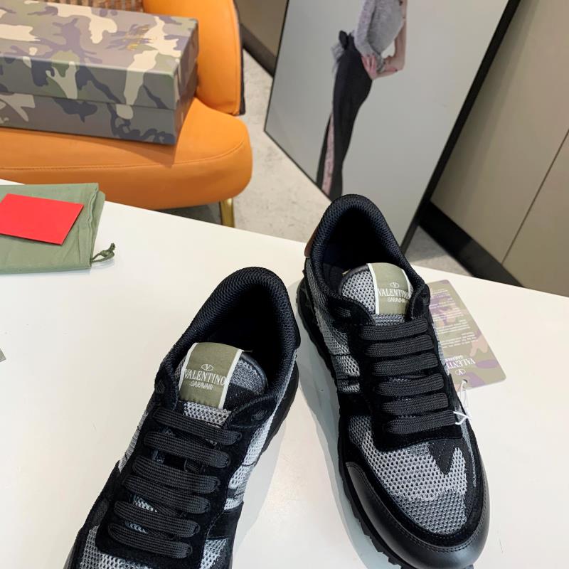 LuxluxHouse Best Quality Shoes Valentino