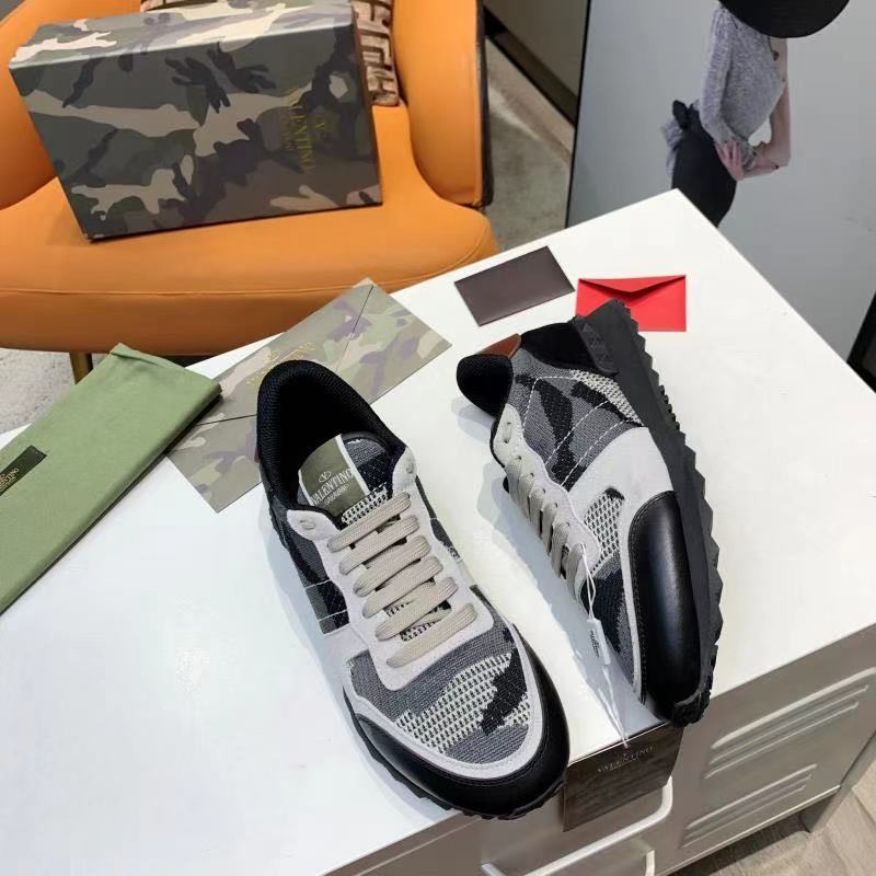 LuxluxHouse Best Quality Shoes Valentino