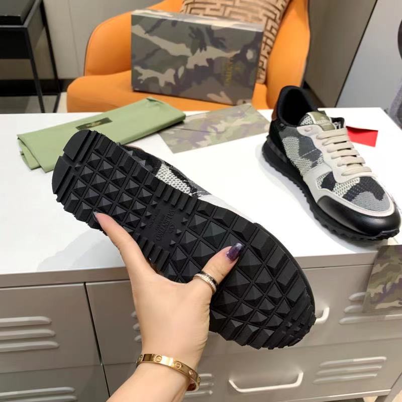 LuxluxHouse Best Quality Shoes Valentino