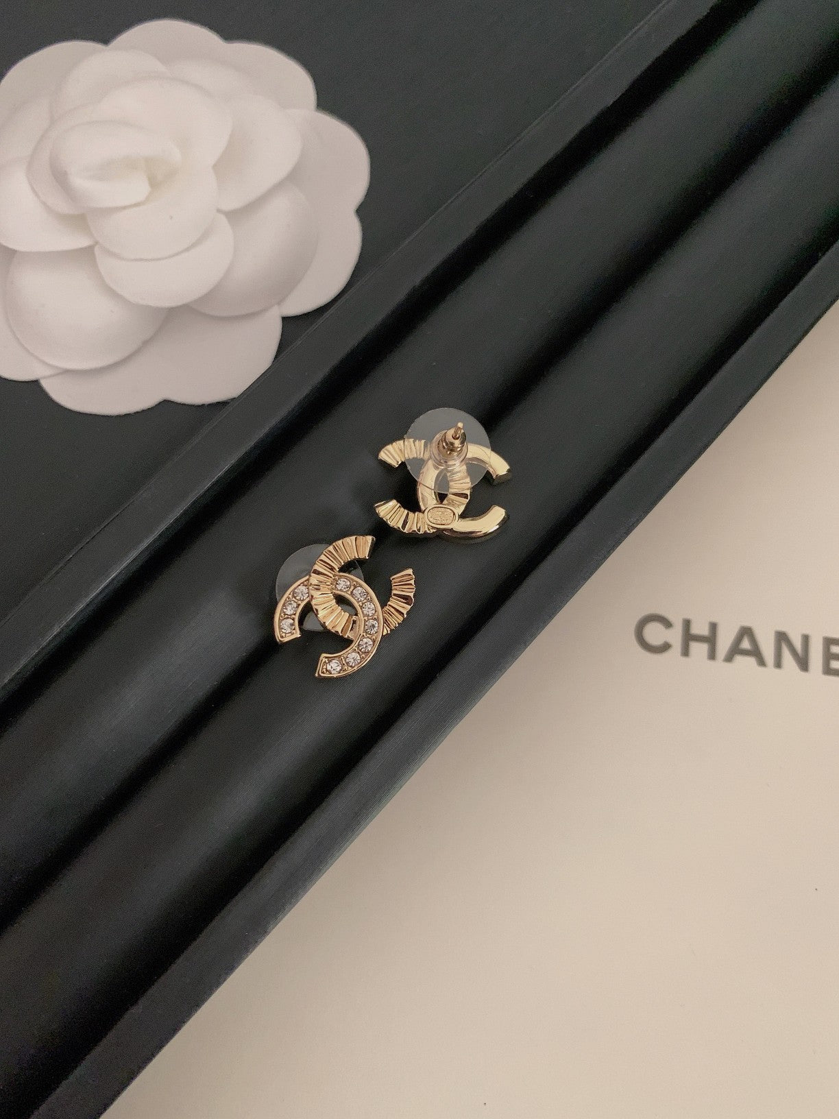 LuxluxHouse Best Quality Accessories Chanel