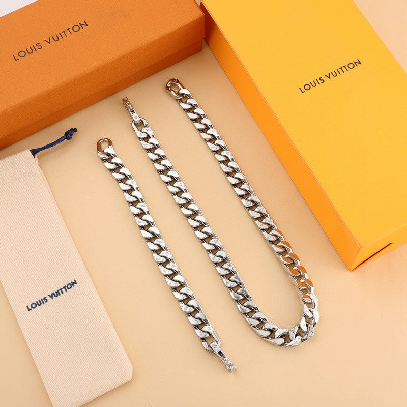 LuxluxHouse Best Quality Accessories Bracelet Waist chain Waist chain Louis Vuitton