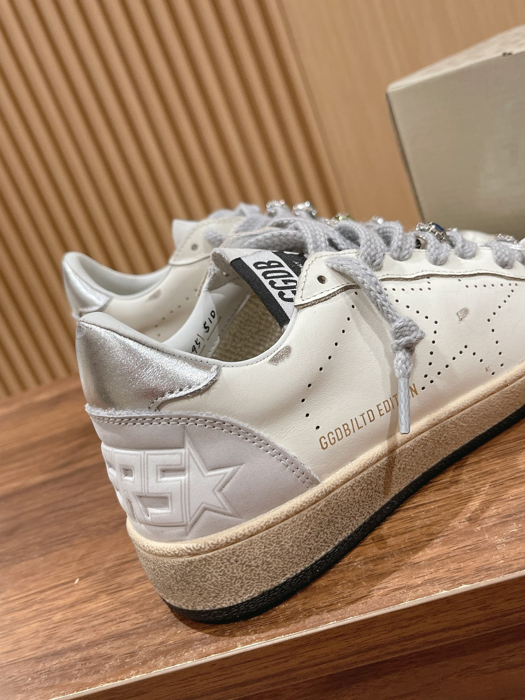 LuxluxHouse Best Quality Shoes Golden Goose