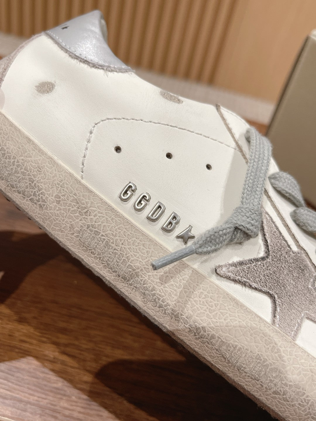 LuxluxHouse Best Quality Shoes Golden Goose