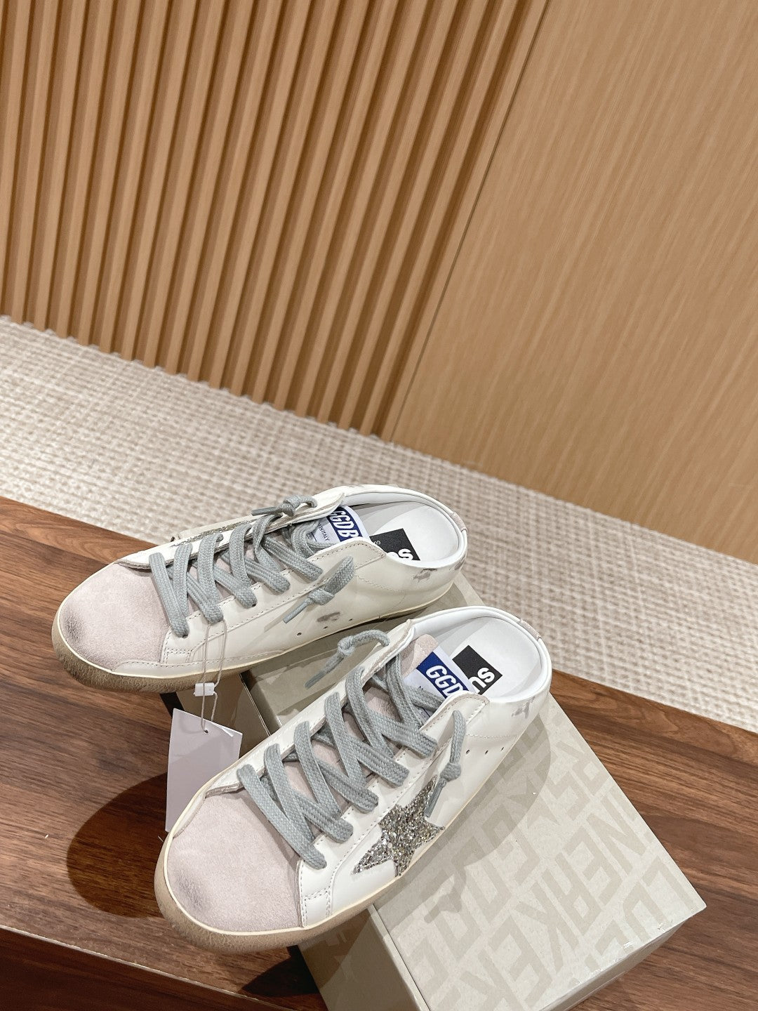 LuxluxHouse Best Quality Shoes Golden Goose
