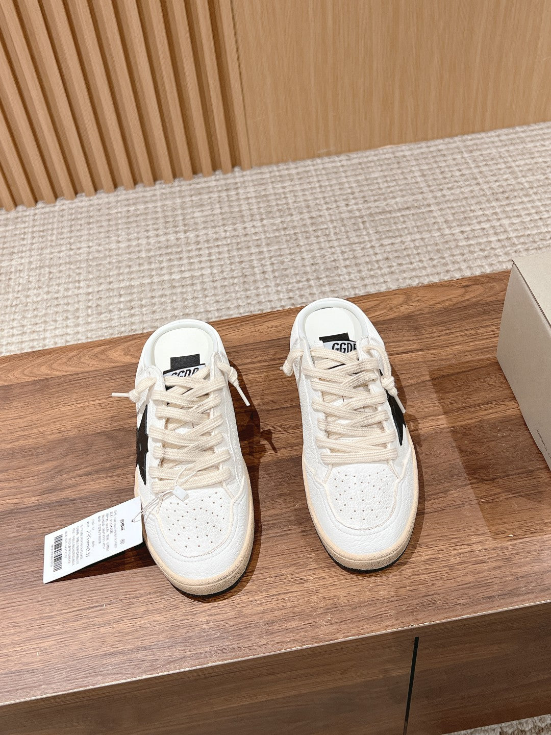 LuxluxHouse Best Quality Shoes Golden Goose