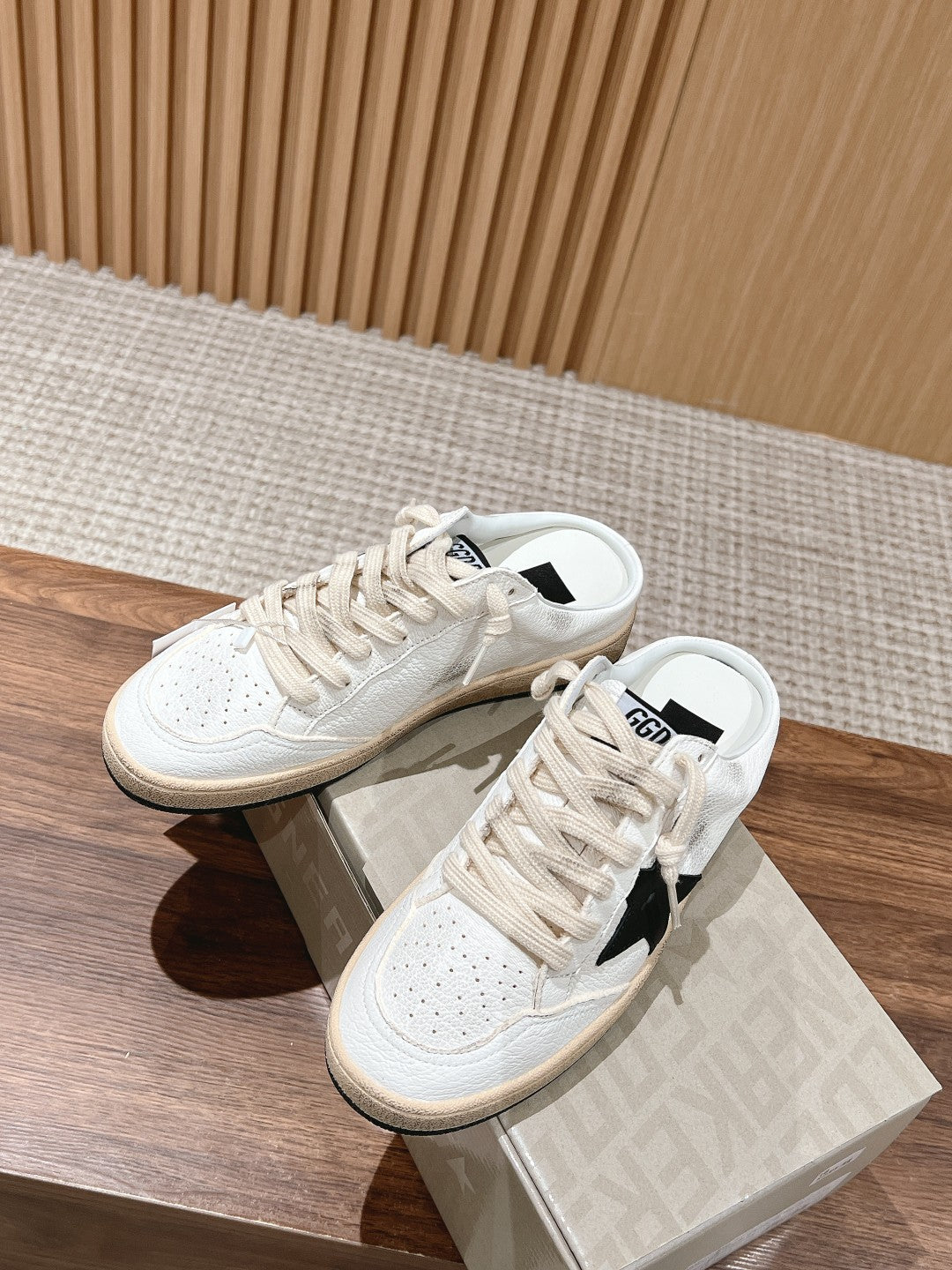 LuxluxHouse Best Quality Shoes Golden Goose