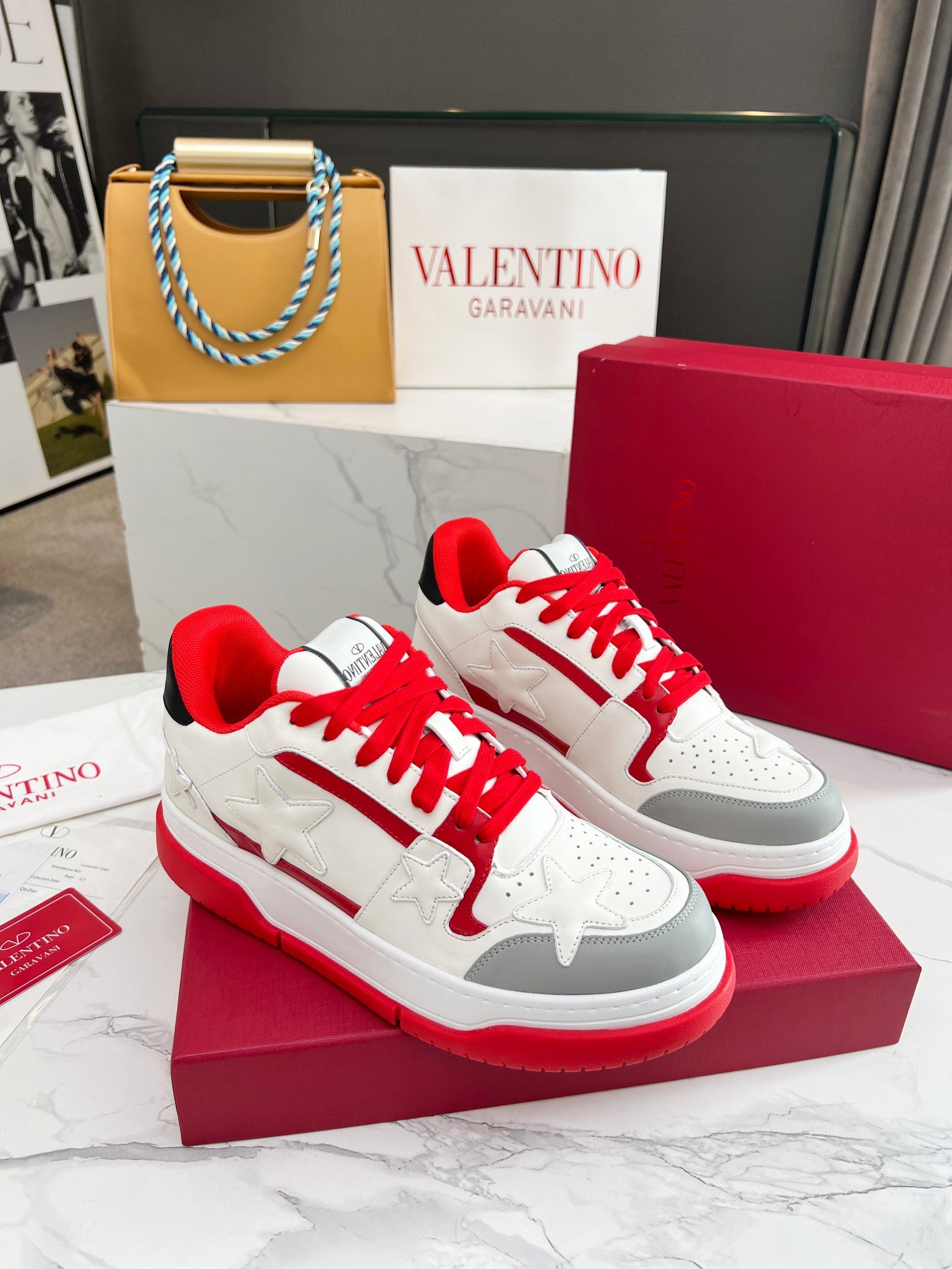 LuxluxHouse Best Quality Shoes Valentino