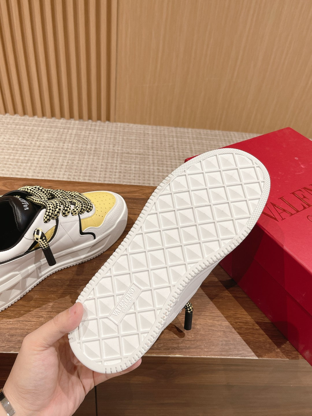 LuxluxHouse Best Quality Valentino Women Shoes