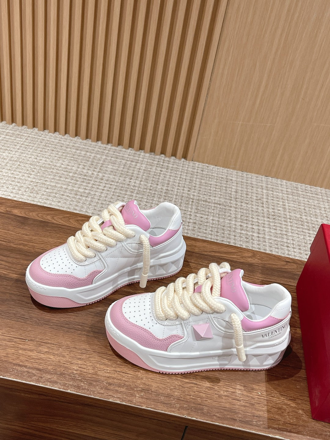 LuxluxHouse Best Quality Valentino Women Shoes