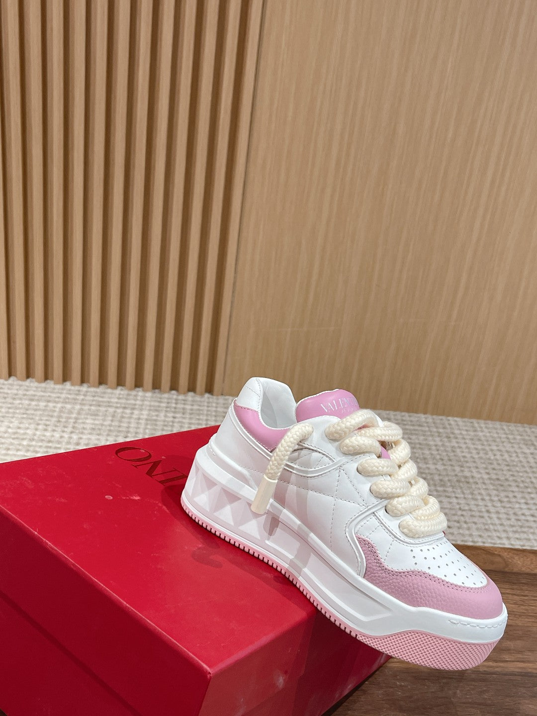 LuxluxHouse Best Quality Valentino Women Shoes
