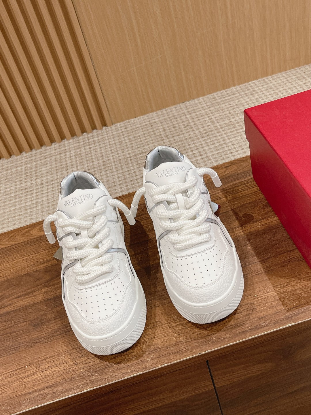 LuxluxHouse Best Quality Valentino Women Shoes