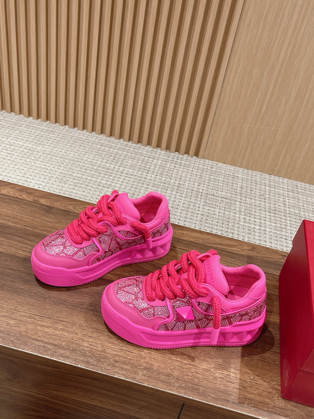 LuxluxHouse Best Quality Valentino Women Shoes