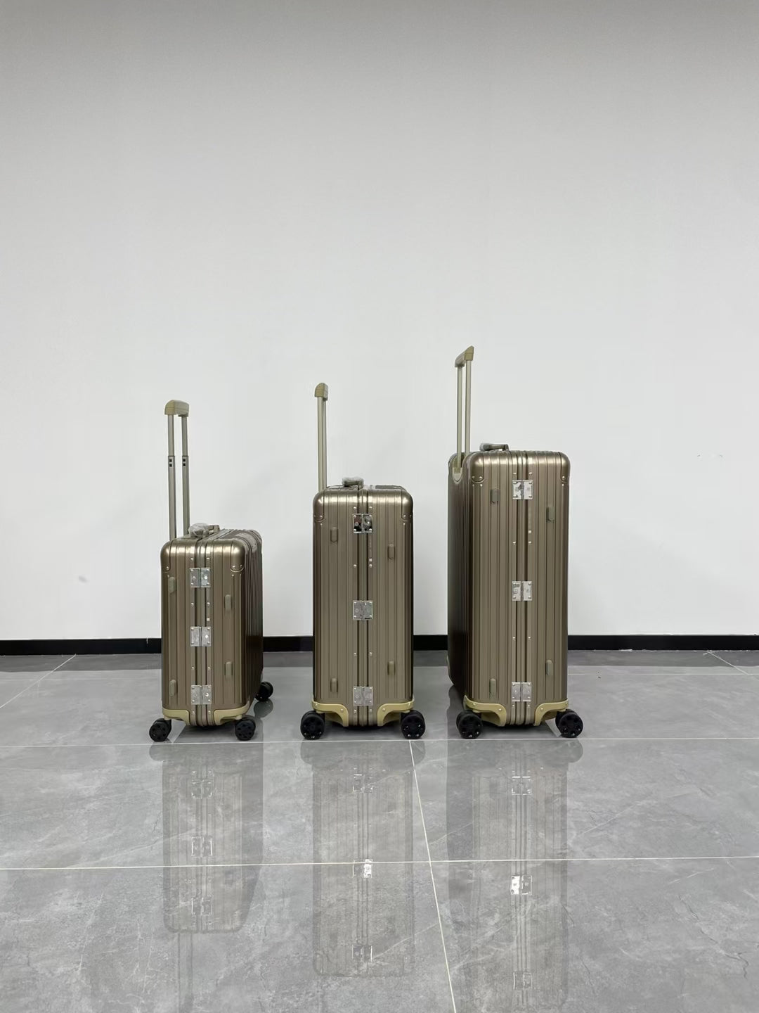 LuxluxHouse Best Quality Bags Luggage