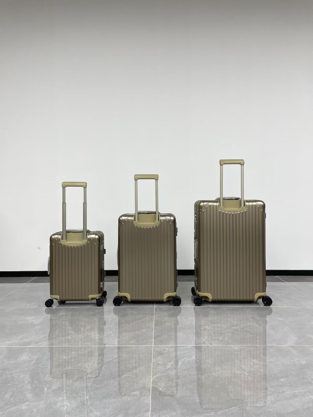 LuxluxHouse Best Quality Bags Luggage