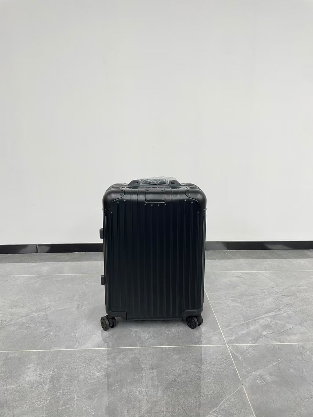 LuxluxHouse Best Quality Bags Luggage