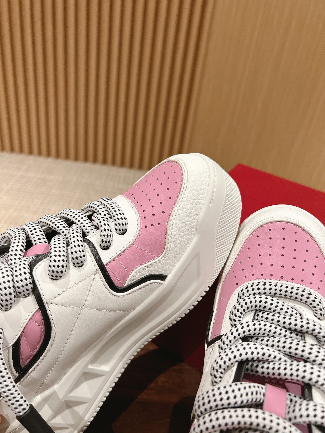 LuxluxHouse Best Quality Valentino Women Shoes