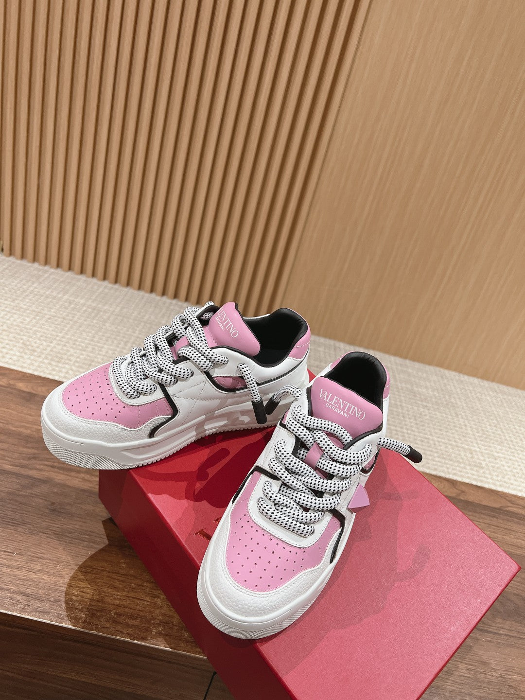 LuxluxHouse Best Quality Valentino Women Shoes