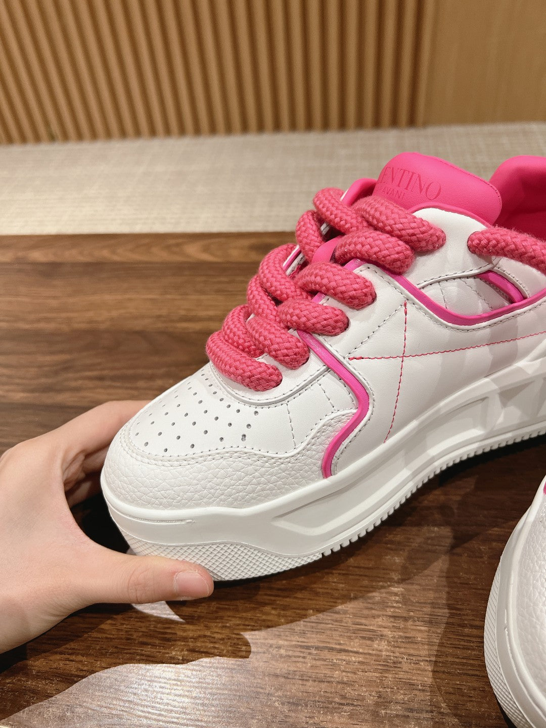 LuxluxHouse Best Quality Valentino Women Shoes
