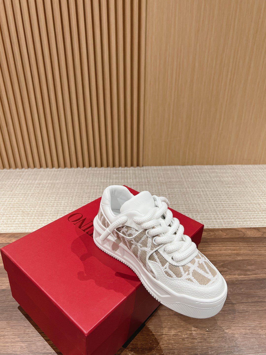 LuxluxHouse Best Quality Valentino Women Shoes