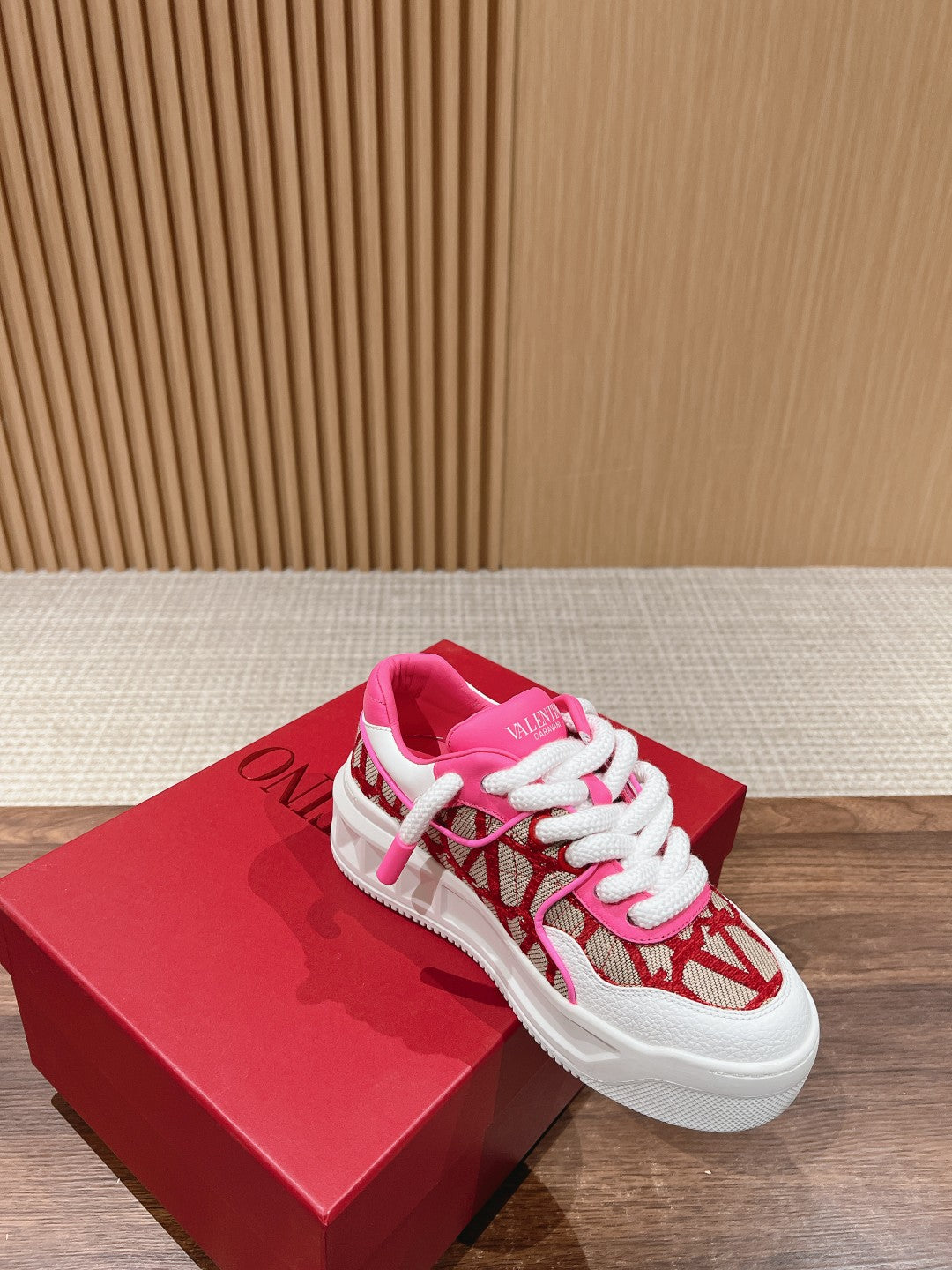 LuxluxHouse Best Quality Valentino Women Shoes