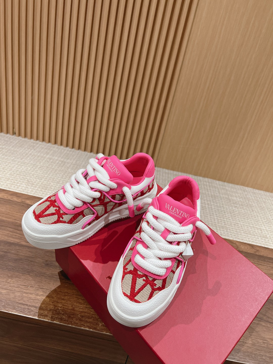 LuxluxHouse Best Quality Valentino Women Shoes