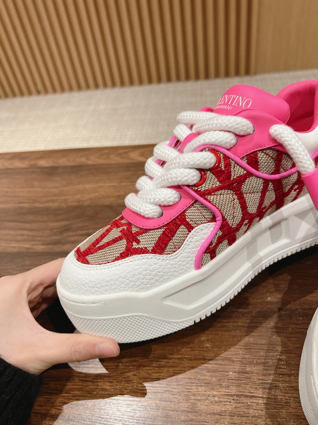 LuxluxHouse Best Quality Valentino Women Shoes