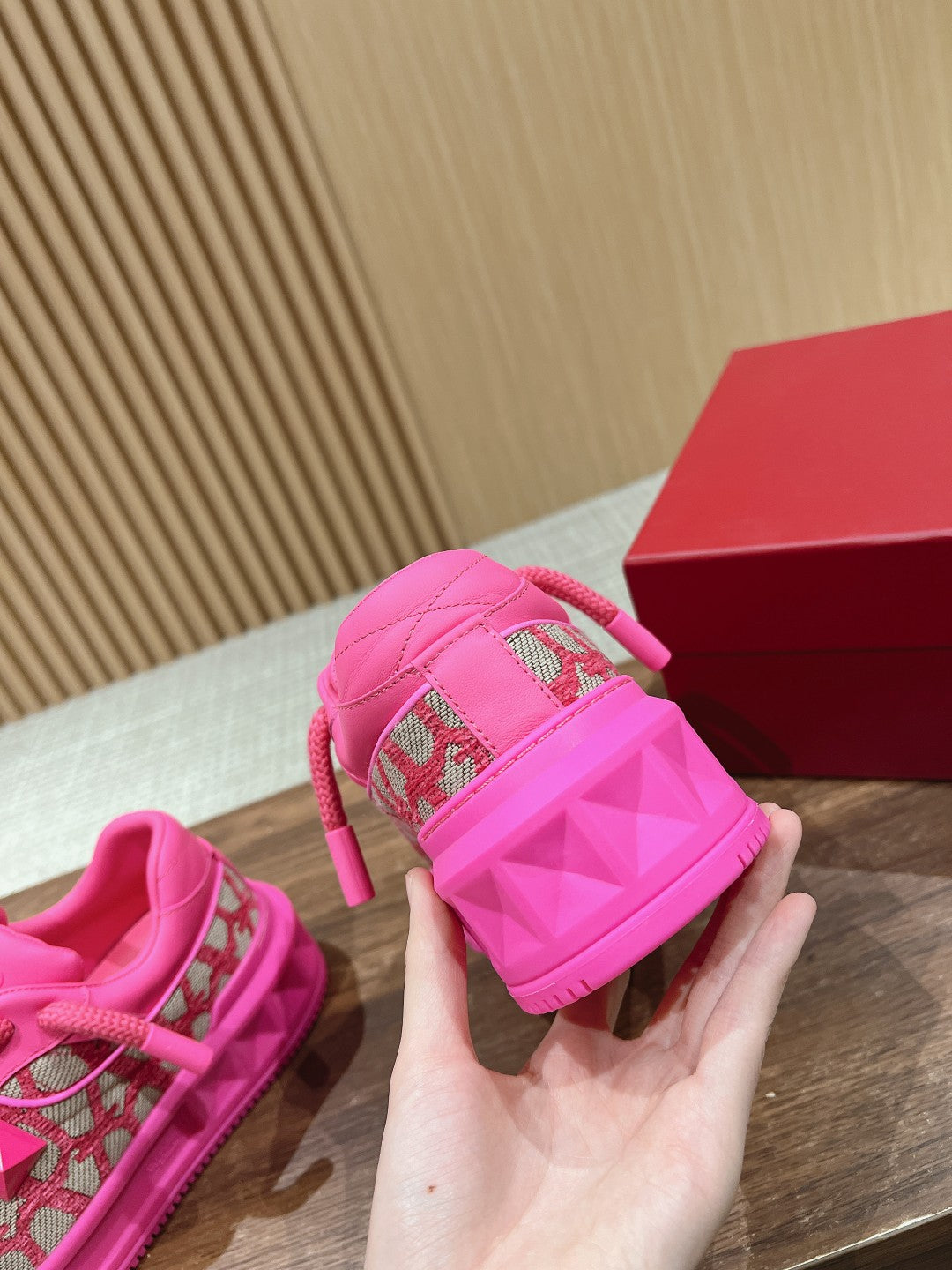 LuxluxHouse Best Quality Valentino Women Shoes