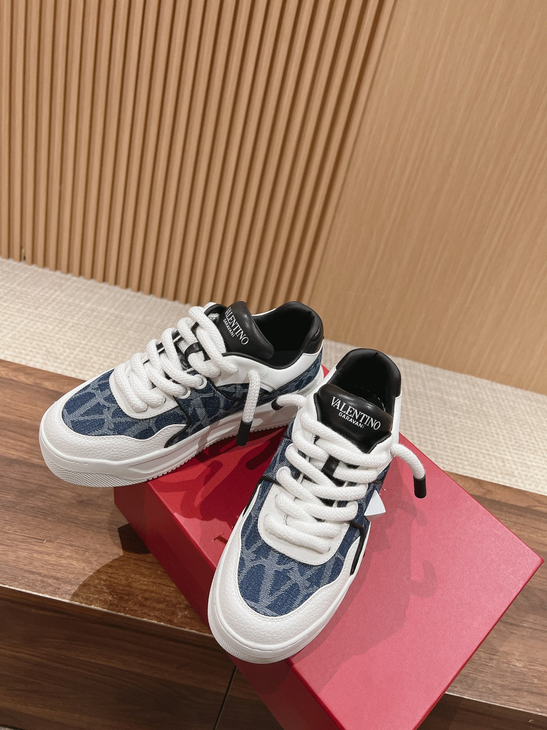 LuxluxHouse Best Quality Valentino Women Shoes