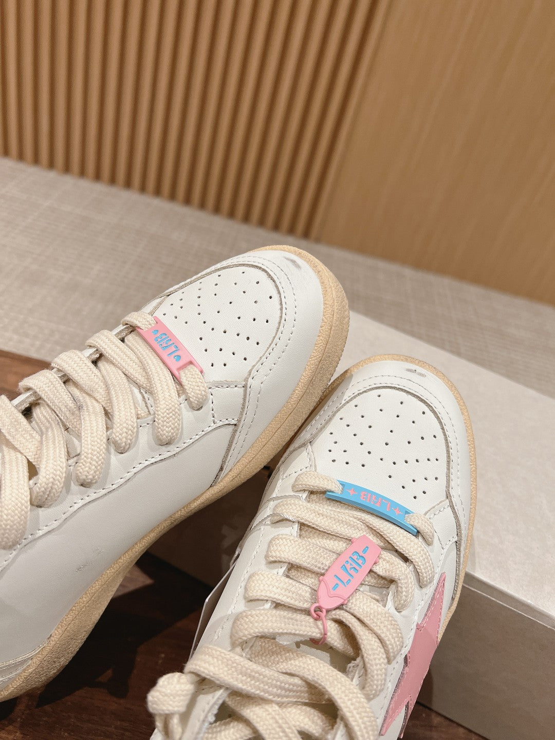 LuxluxHouse Best Quality Shoes Golden Goose