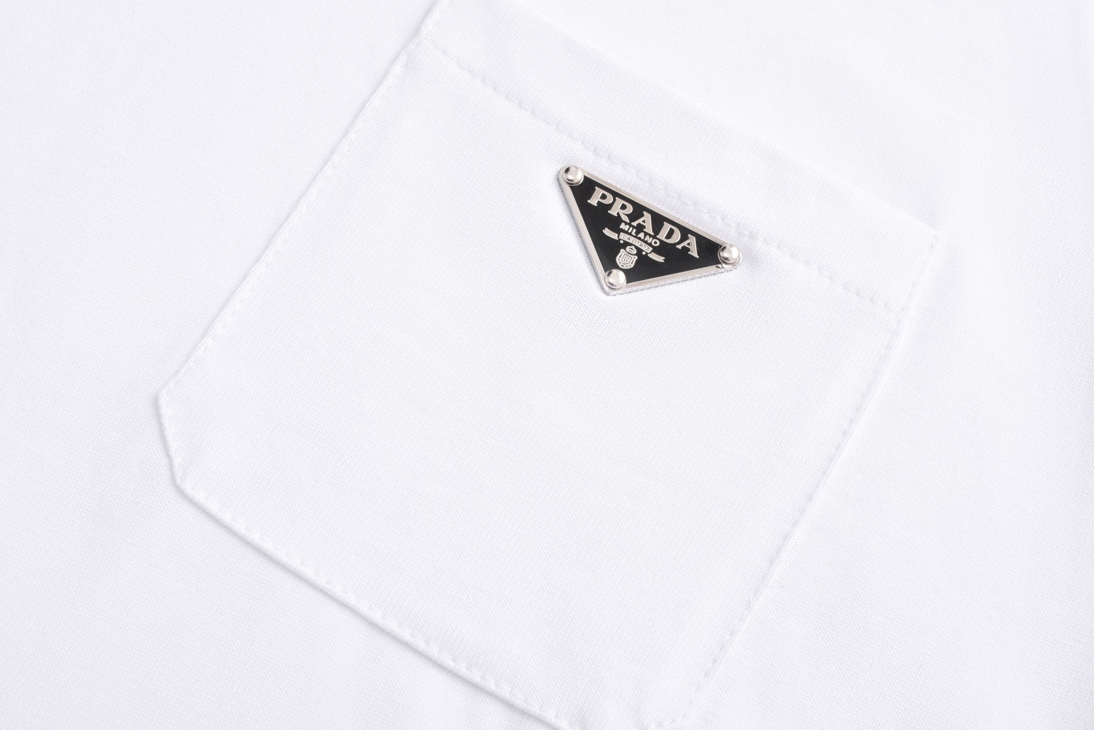 LuxluxHouse Best Quality Clothes T-shirt Prada