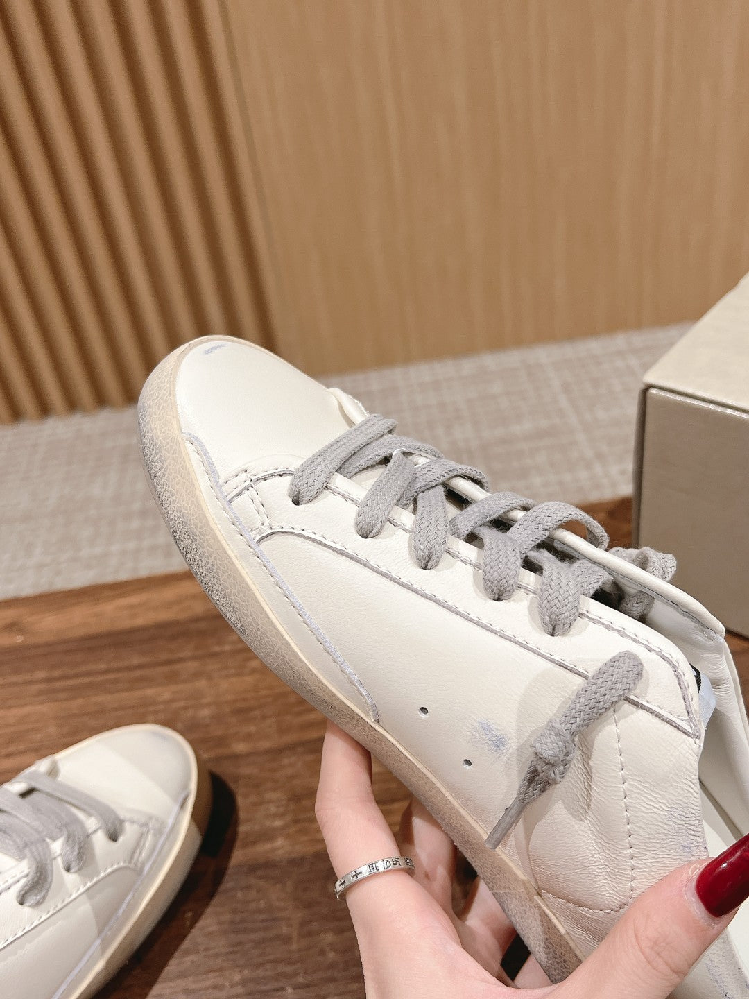 LuxluxHouse Best Quality Shoes Golden Goose