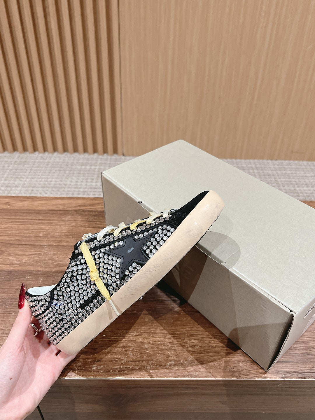LuxluxHouse Best Quality Shoes Golden Goose