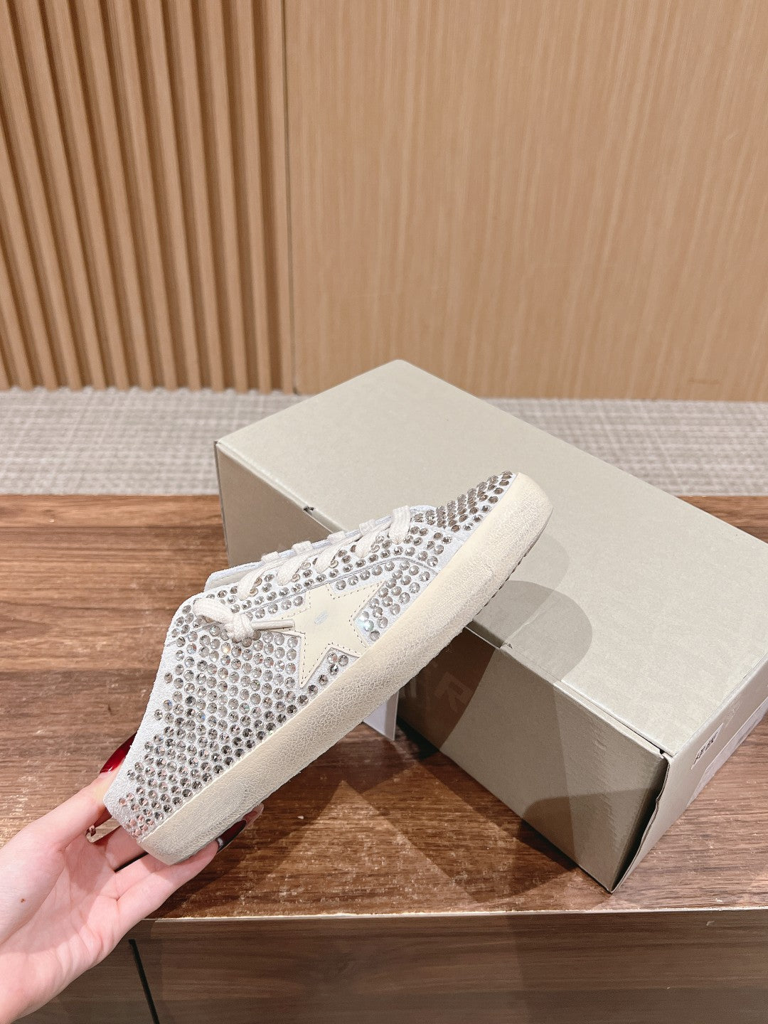 LuxluxHouse Best Quality Shoes Golden Goose