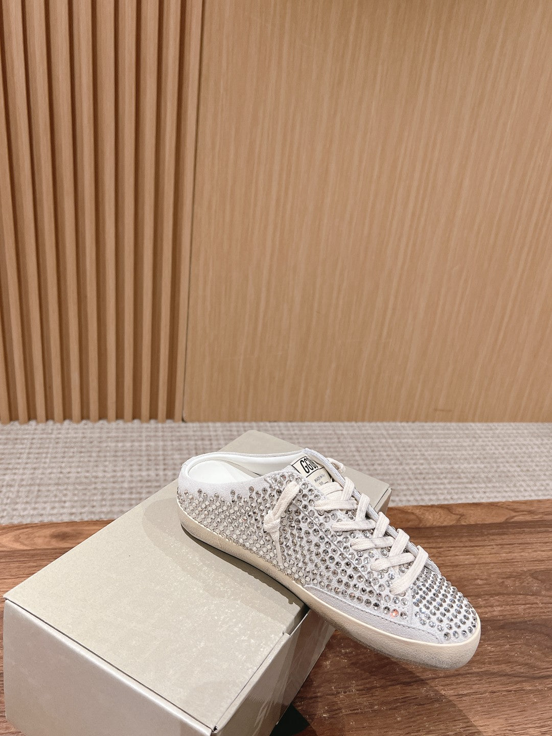 LuxluxHouse Best Quality Shoes Golden Goose
