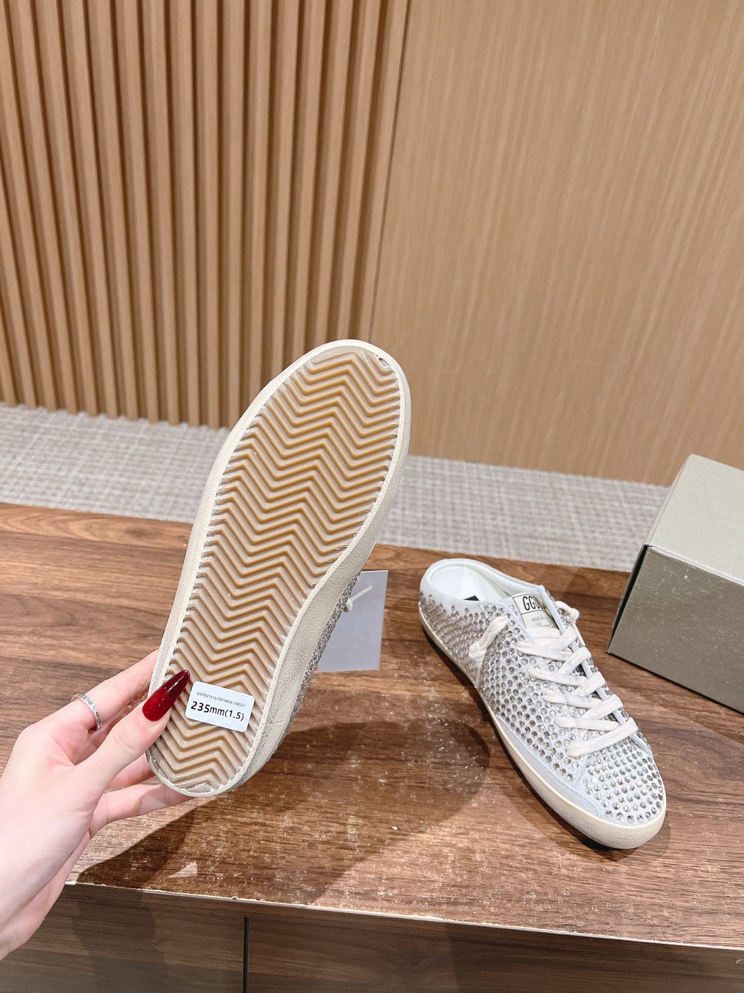 LuxluxHouse Best Quality Shoes Golden Goose
