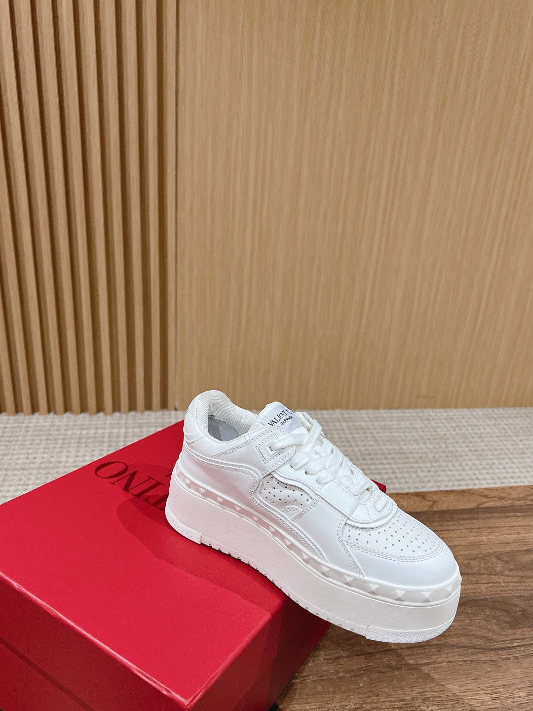 LuxluxHouse Best Quality Valentino Women Shoes