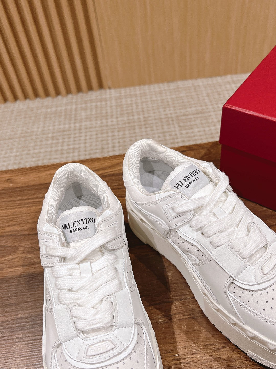 LuxluxHouse Best Quality Valentino Women Shoes