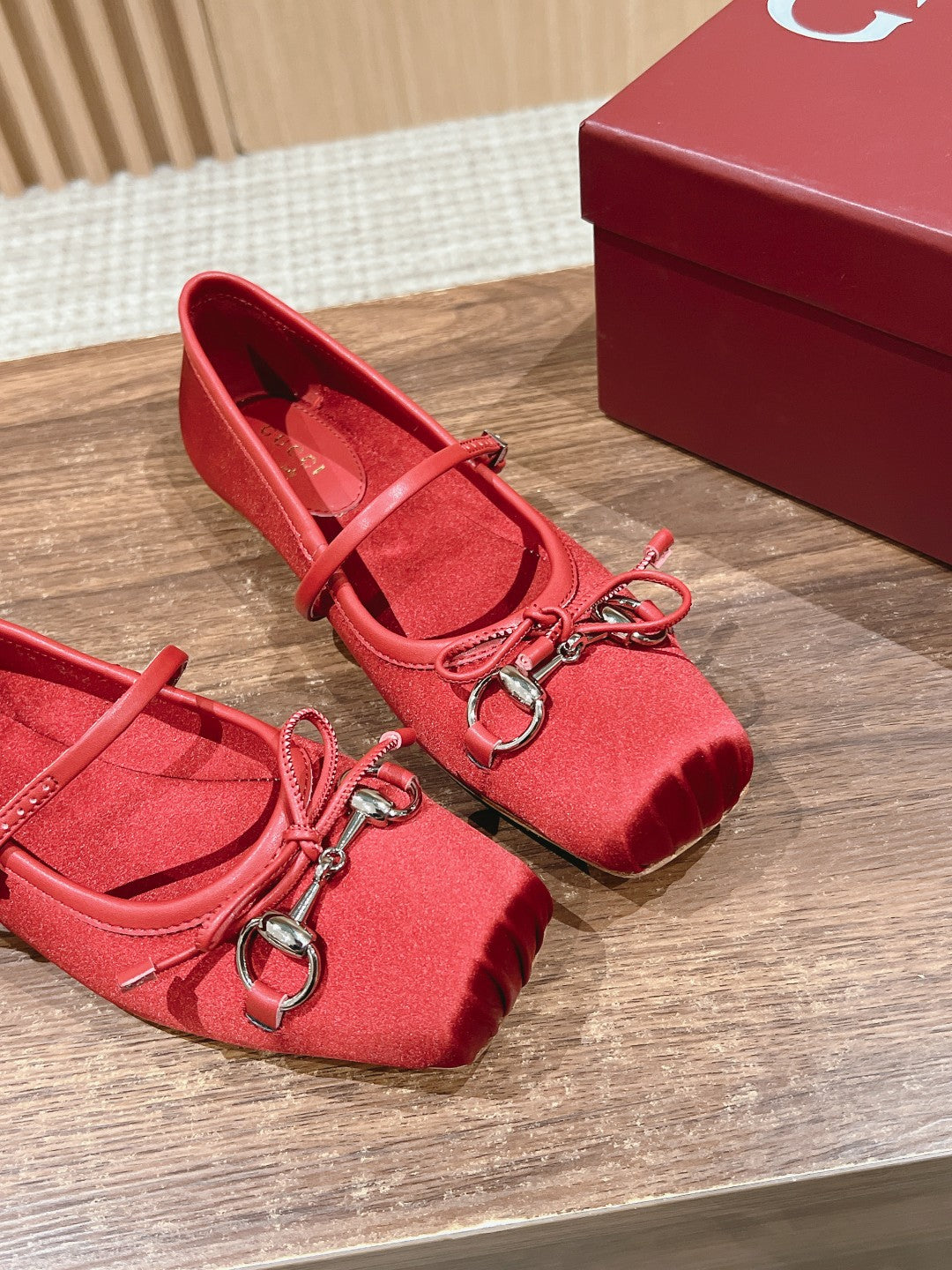LuxluxHouse Best Quality Gucci Women Shoes