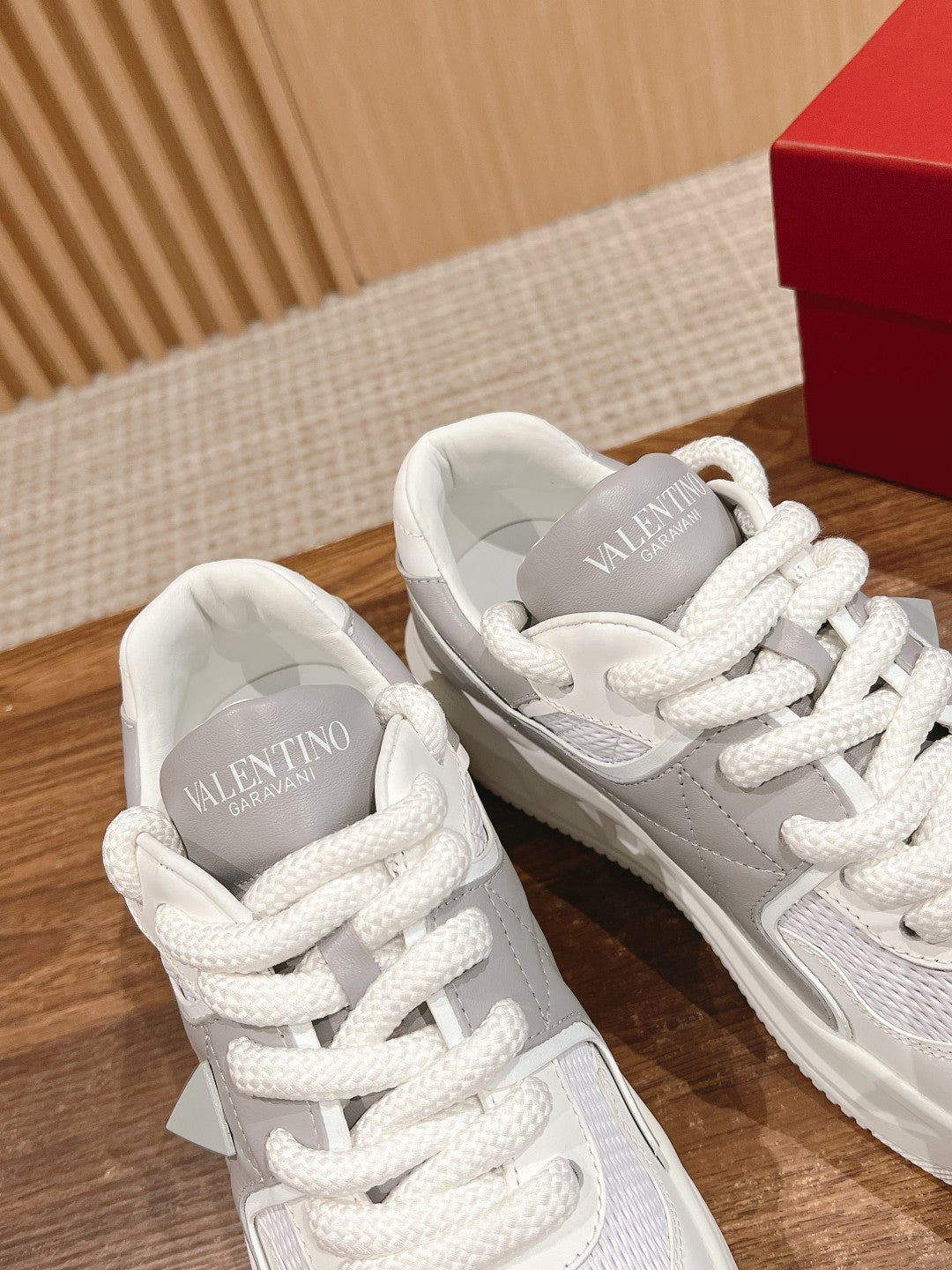 LuxluxHouse Best Quality Valentino Women Shoes