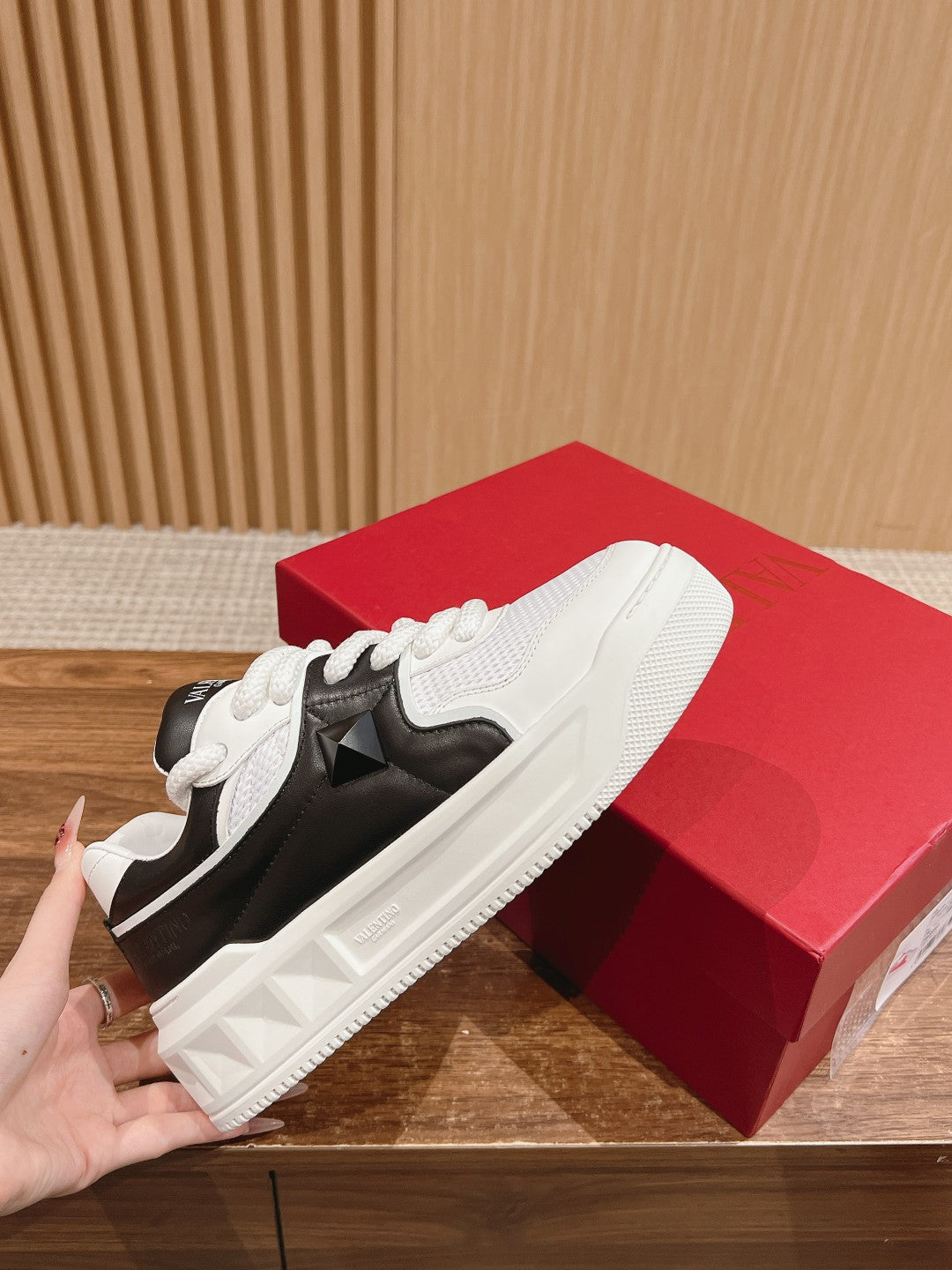 LuxluxHouse Best Quality Valentino Women Shoes