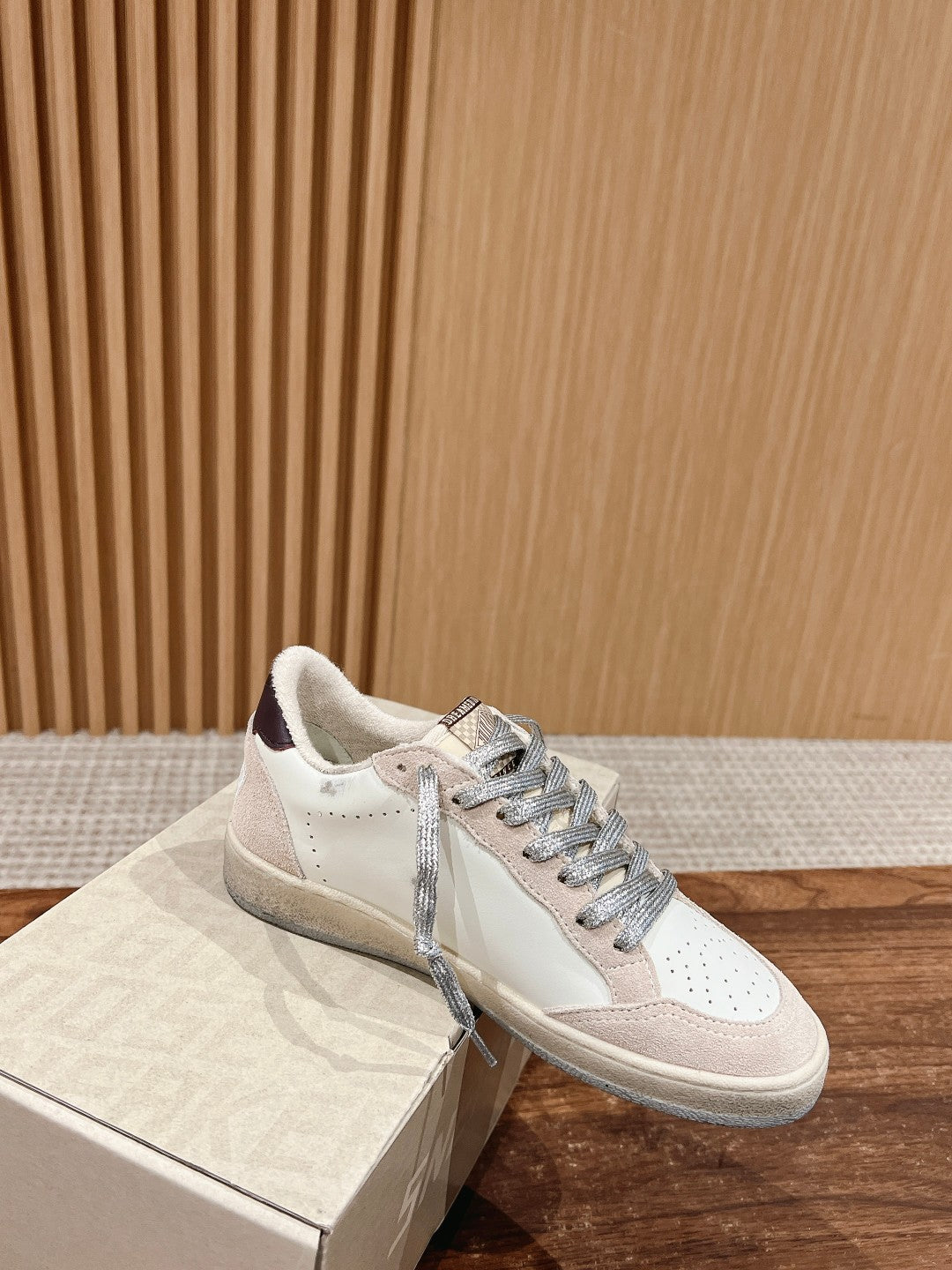 LuxluxHouse Best Quality Shoes Golden Goose