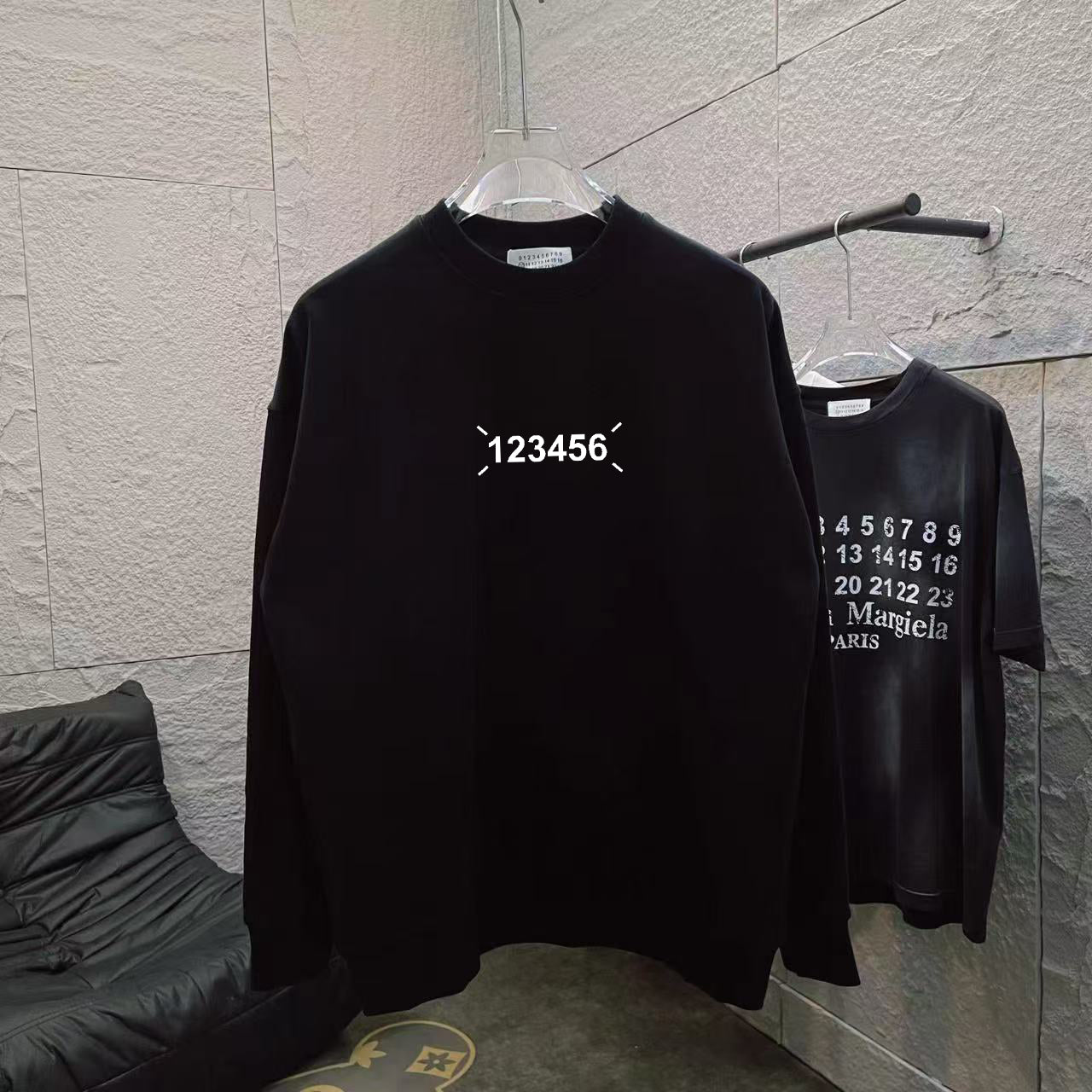 LuxluxHouse Best Quality Clothes T-shirt Chanel & Maison Margiela