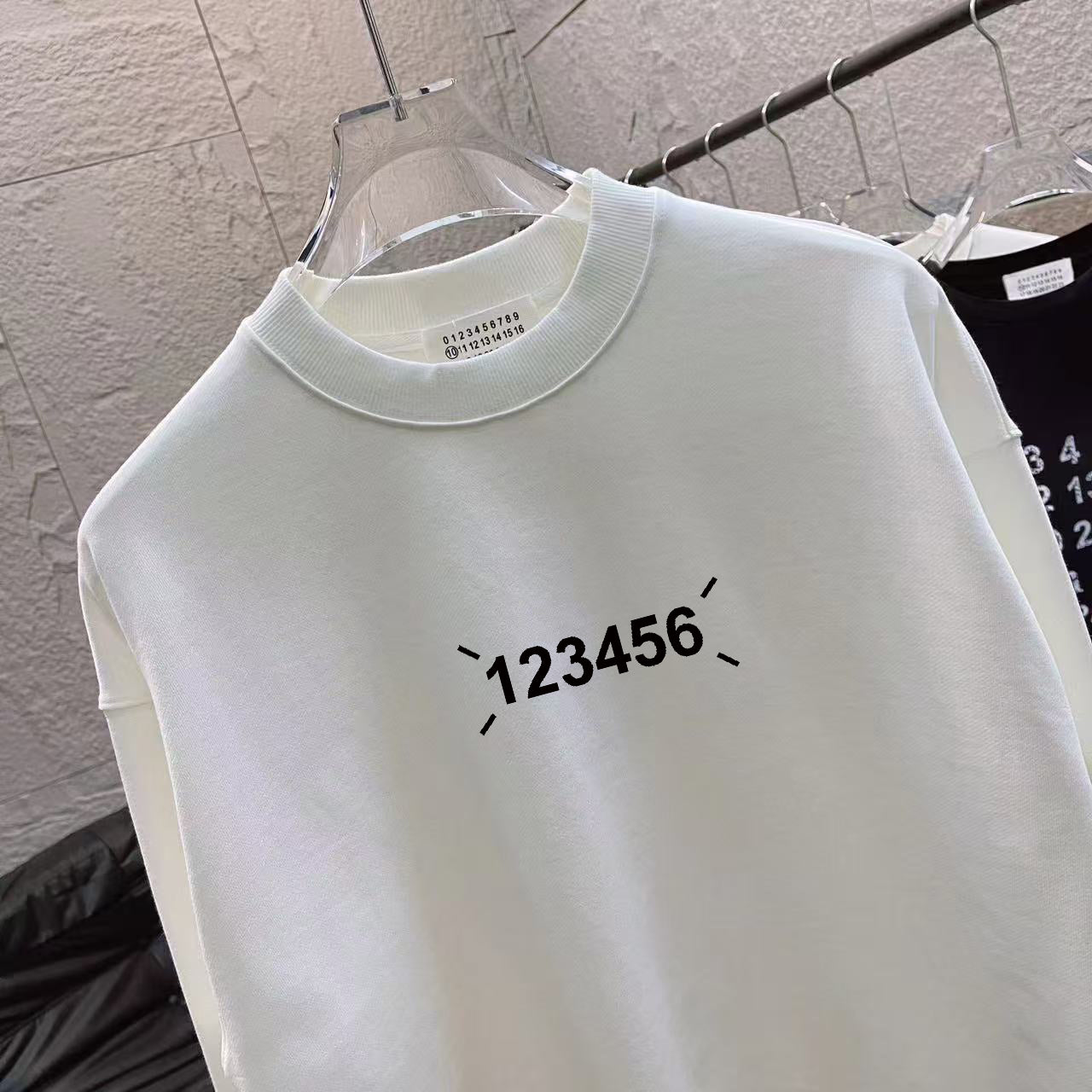 LuxluxHouse Best Quality Clothes T-shirt Chanel & Maison Margiela