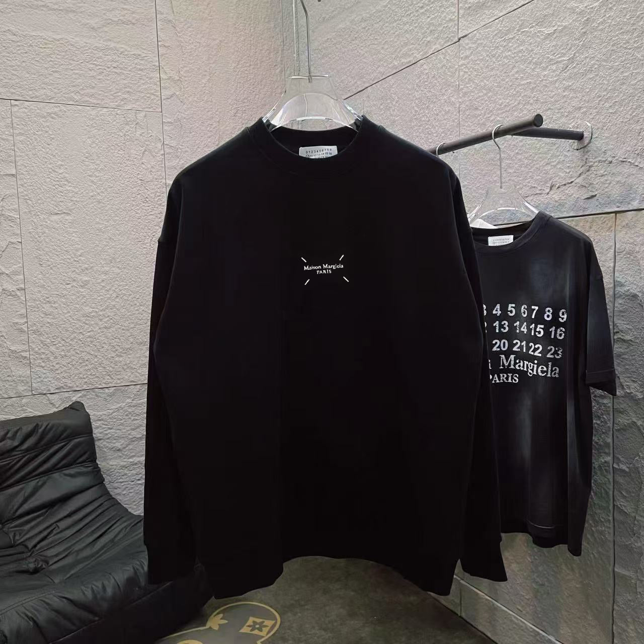 LuxluxHouse Best Quality Clothes T-shirt Chanel & Maison Margiela