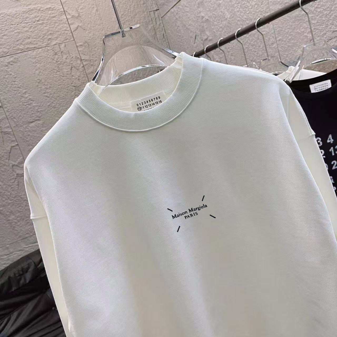LuxluxHouse Best Quality Clothes T-shirt Chanel & Maison Margiela